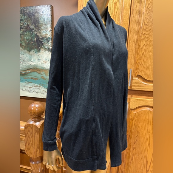 TNA Black Women's Cardigan Sweater - Picture 5 of 11